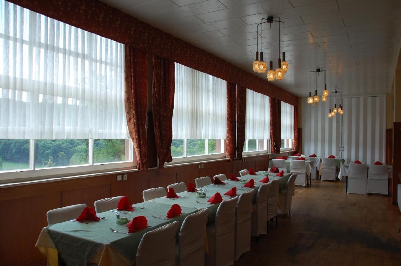 Hotel Pension Frankfurter Hof Homberg  Bagian luar foto